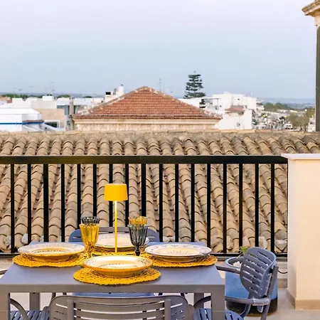 Casa Duca - *